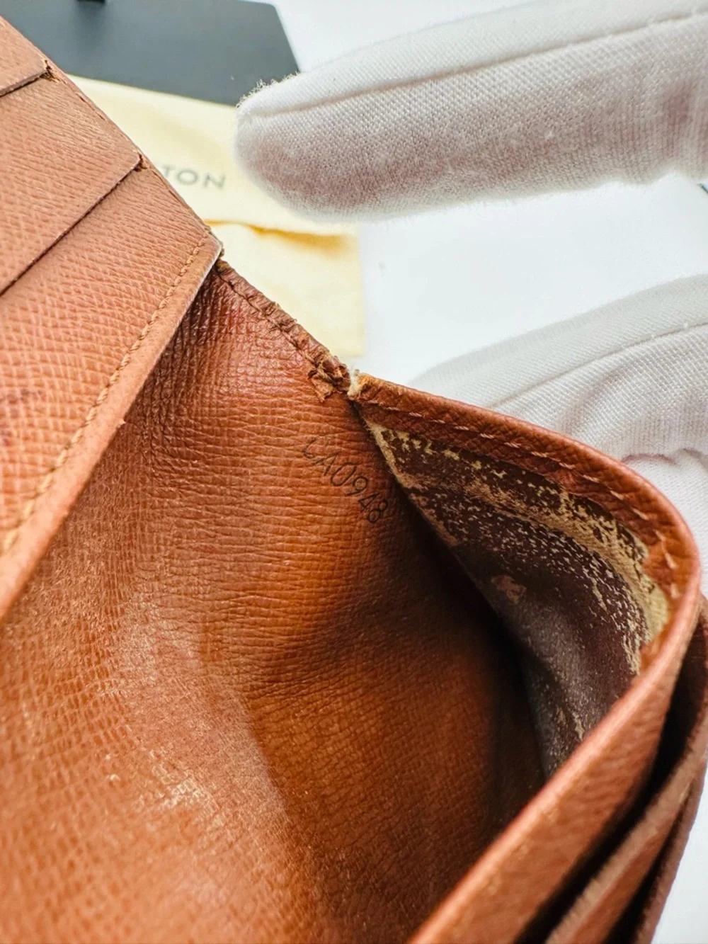 Louis Vuitton Bi Fold Monogram Wallet